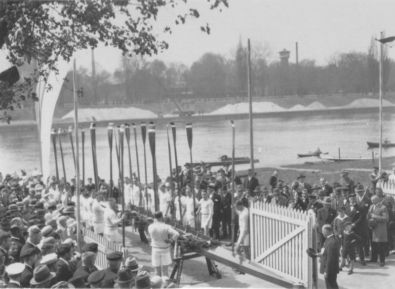 1929 – Bootstaufe