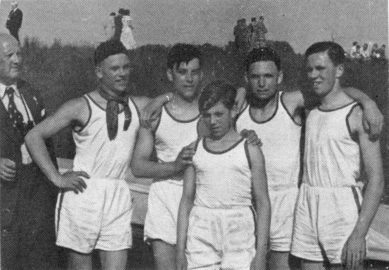 1937 – 