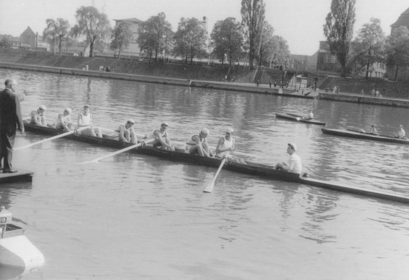 1953 – Bootstaufe